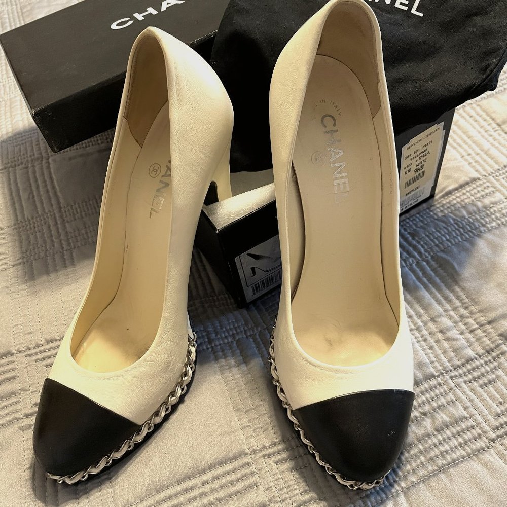 Chanel Black and White Heels Size 39.5